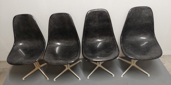 Image 1 of Beautiful Set of Lafonda Chairs