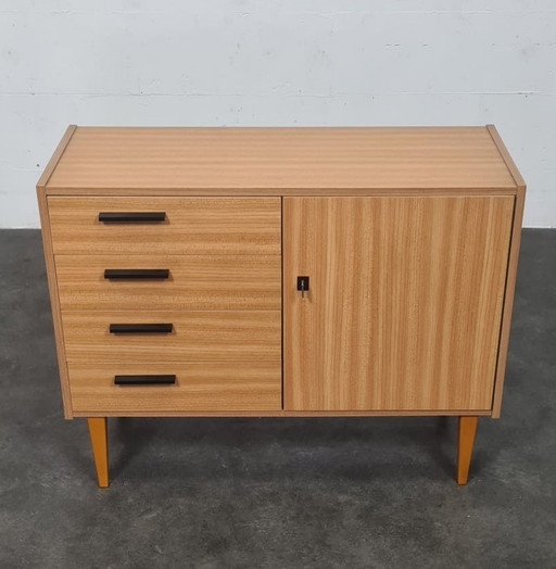Mini sideboard