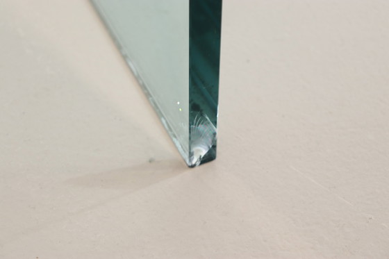 Image 1 of Strong custom-made Glass Table