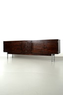 Credenza vintage con effetto palissandro