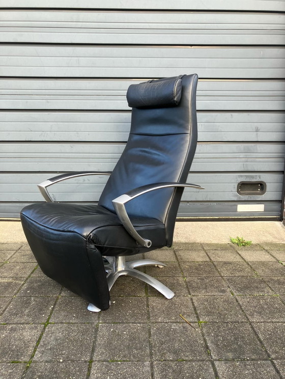 Image 1 of Jori Brainbuilder Relax Armchair, Medi, Mono-Move Black Leather Konia Black, Incl Head Pillow