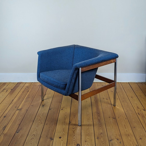 Image 1 of 2x Artifort model 040 lounge chairs by Geoffrey Harcourt