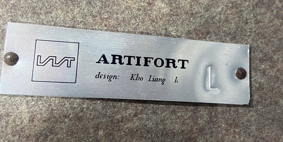 Image 1 of Artifort Design Bench. Kho Liang Ie. Modèle Schiphol