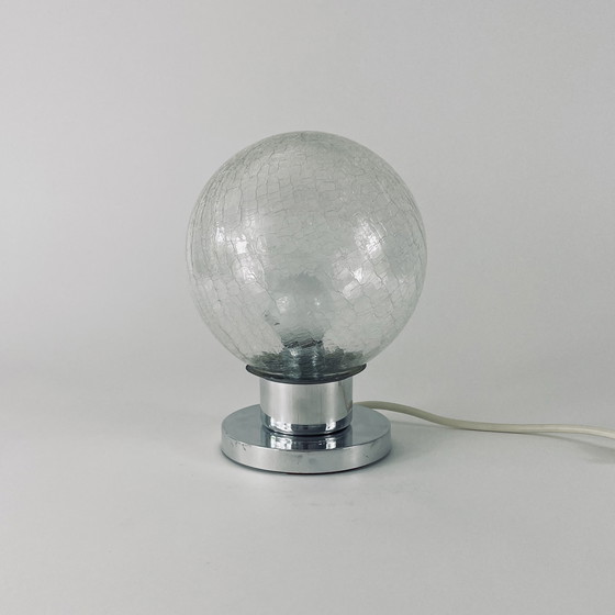 Image 1 of Lampe à poser Doria en aluminium et verre craquelé