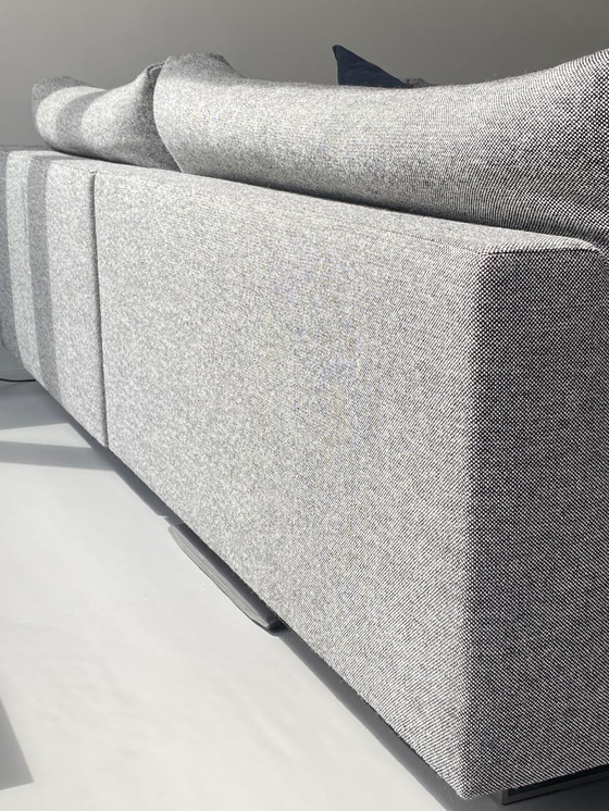 Image 1 of Montis Axel XL sofa