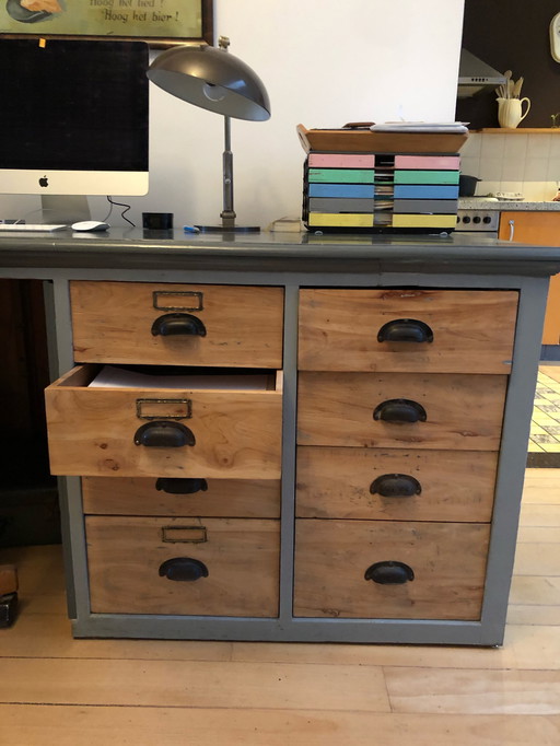 Vintage bureau