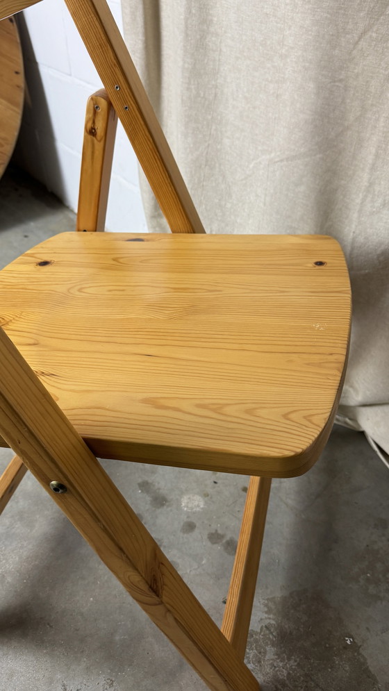 Image 1 of 6X Pine Folding Chair, Daumiller Style