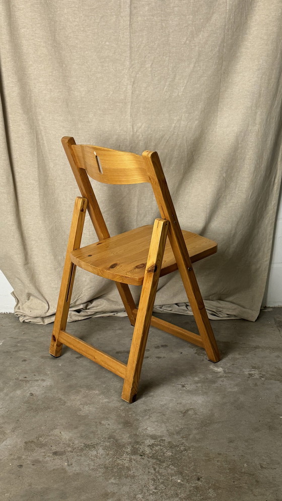 Image 1 of 6X Pine Folding Chair, Daumiller Style