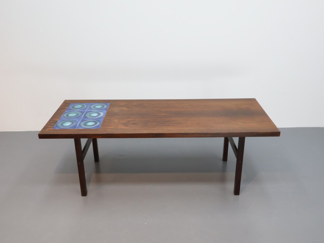Table à écrire en placage de bois de rose avec tiroir, avec Table à écrire en placage de bois de rose avec tiroir, avec