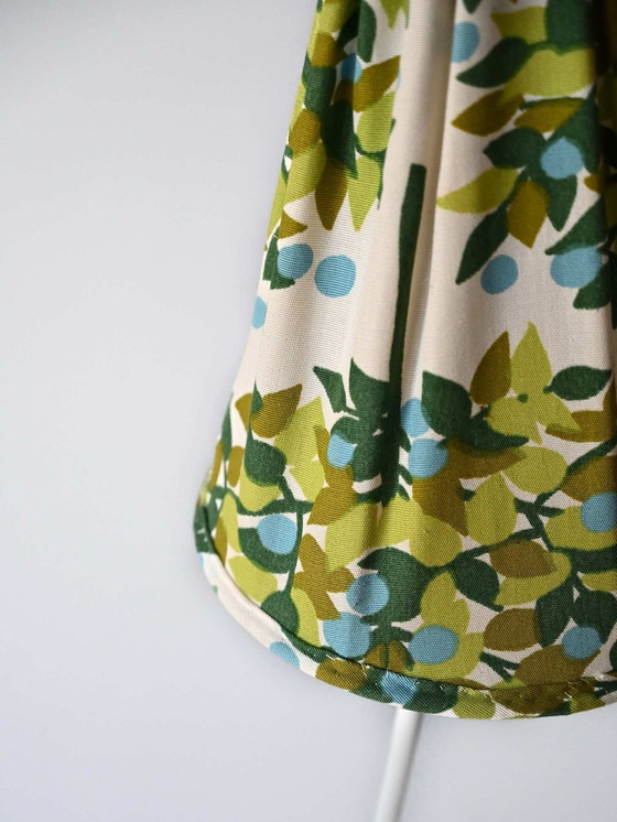 Image 1 of Retro Floor Lamp With Leaf Patterned Shade – Vintage White Metal Tripod Base