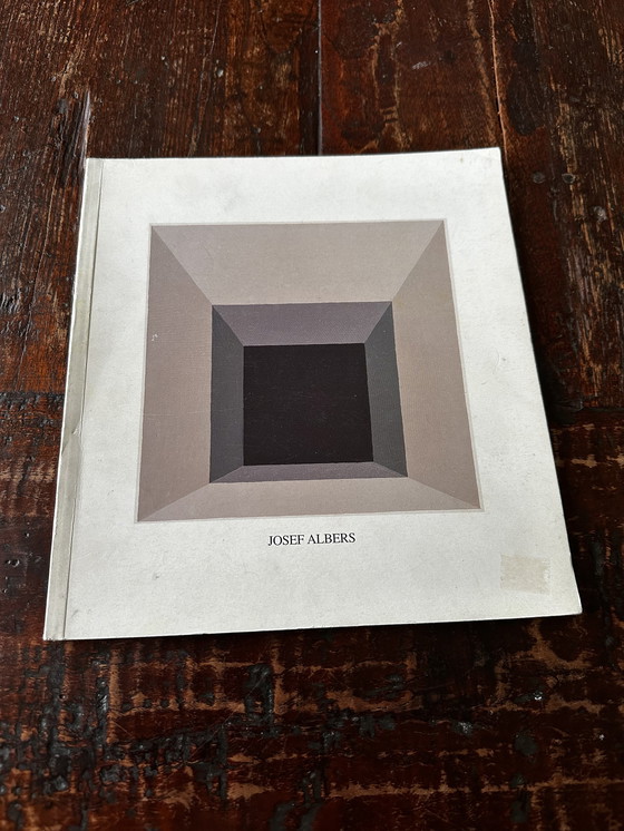 Image 1 of Josef Albers Homage to the square art book