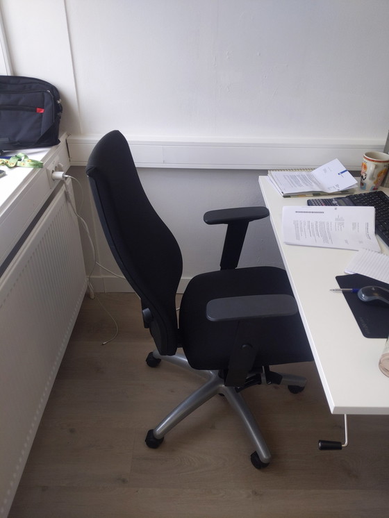 Image 1 of Office chair