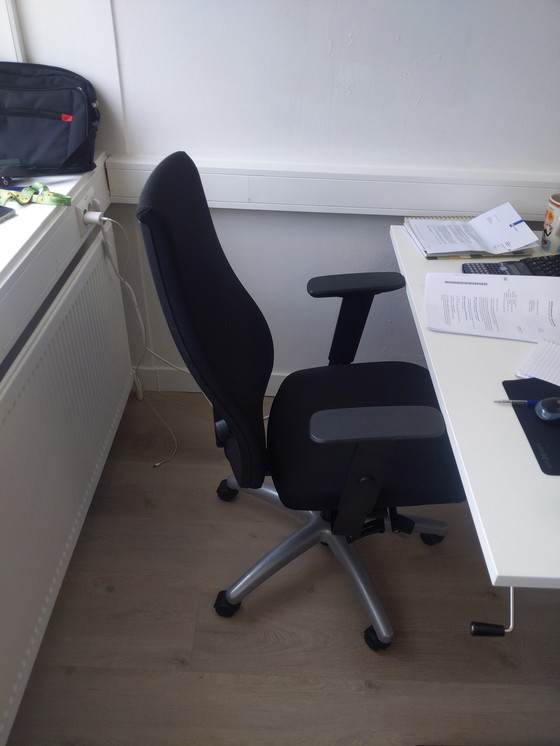 Image 1 of Office chair