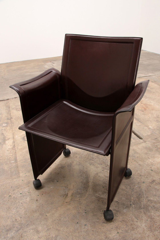 Image 1 of Tito Agnoli for Matteo Grassi leather dining table and six chairs