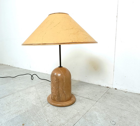 Image 1 of Lampe de table vintage en travertin