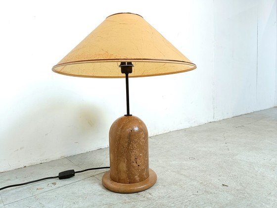 Image 1 of Lampe de table vintage en travertin