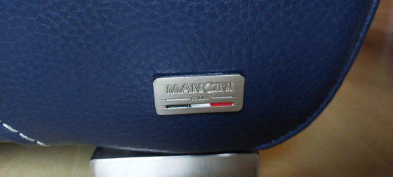 Image 1 of Divano da 3,5 posti - Pelle Luciano Florida Navy con 2 batterie per poggiapiedi elettrico