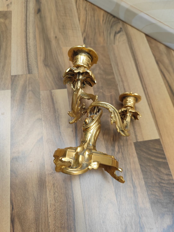 Image 1 of 2x candelabri riccamente decorati a 3 bracci, in ottone