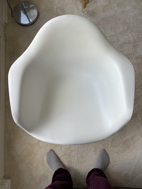 Image 1 of Eames Vitra DAR chair