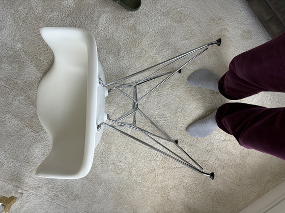 Image 1 of Chaise Eames Vitra DAR