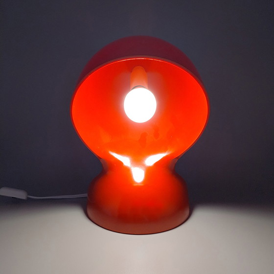 Image 1 of 1960s Original Red Dalù Table Lamp by Vico Magistretti for Artemide (Not a Replica)