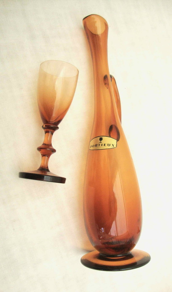 Image 1 of 8 vasos y jarra de cristal Portieux