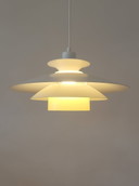 Lampada in scala danese del modello Jeka Metaltryk Stine