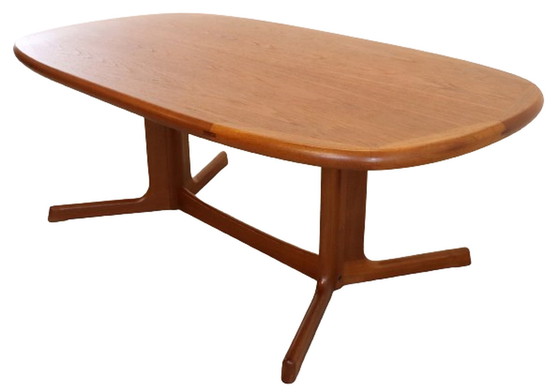 Image 1 of Dyrlund coffee table Pillemark