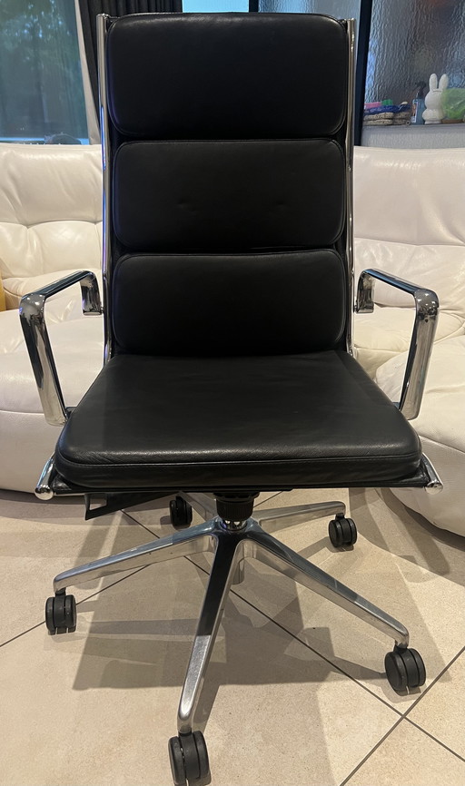 LD Seating Executive chair