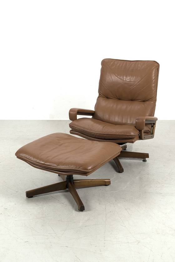 Image 1 of Strässle King Chair + pouf