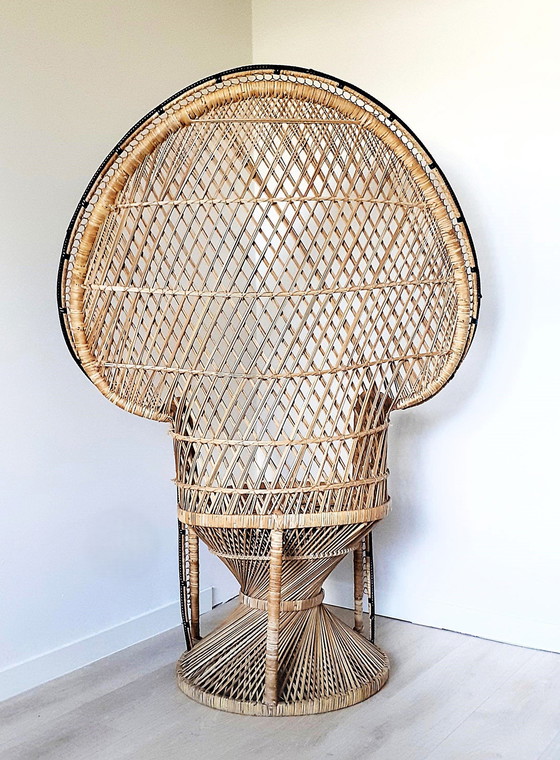 Image 1 of Peacock chair / Chair " Emanuelle "