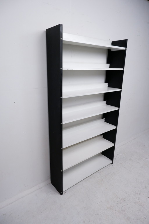 Tomado metal bookcase