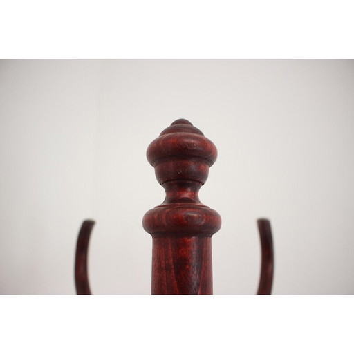 Percha de suelo vintage de madera curvada para Ton, Checoslovaquia, 1980