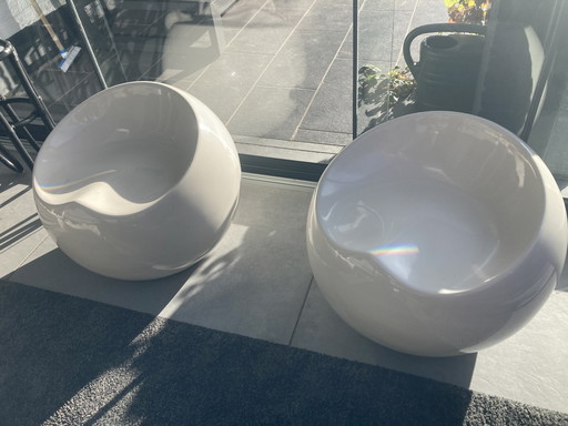 2x Space Age Ball Chairs