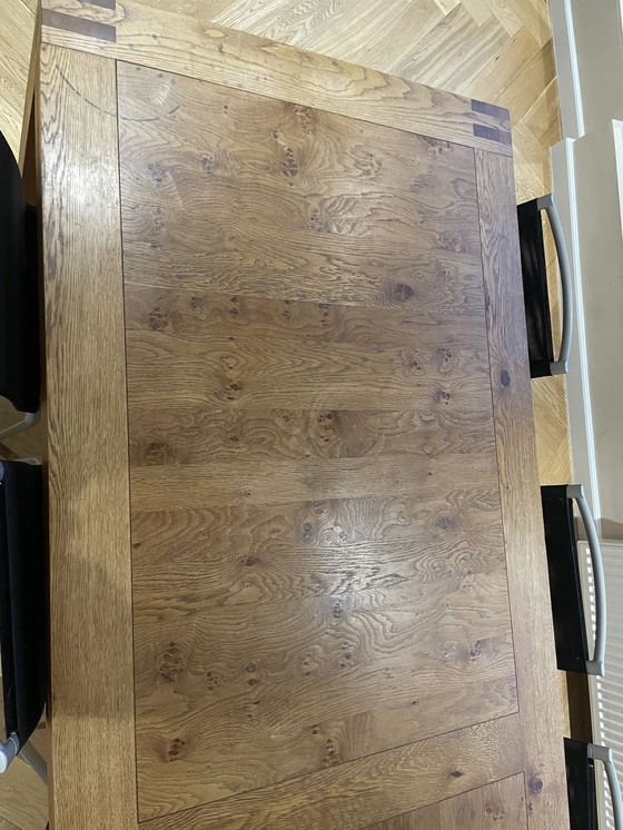 Image 1 of Linteloo dining table