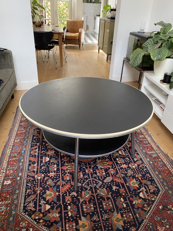 Image 1 of Gispen coffee table 529