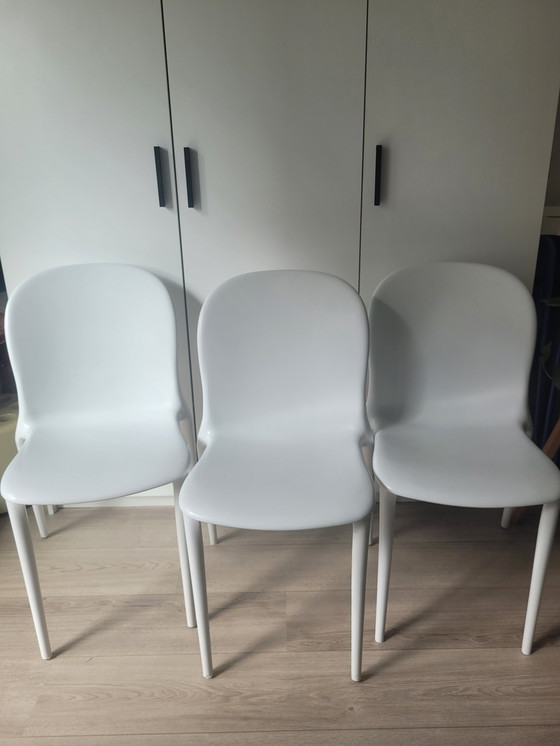 Image 1 of 3x Kartell Thyla chaises blanches