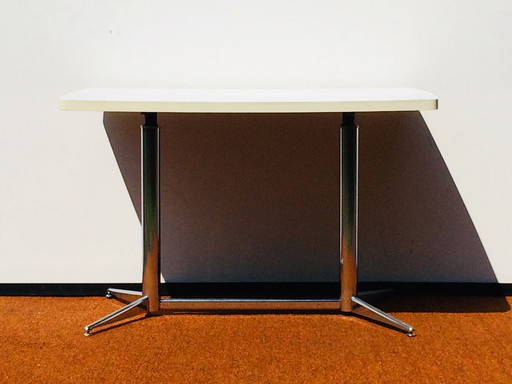 Table de salle à manger vintage