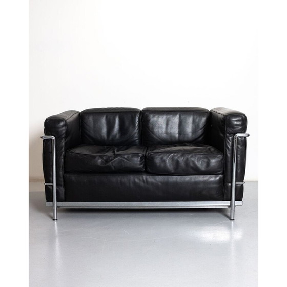 Image 1 of Vintage Lc2 leather and steel tubular sofa for Cassina, 1928