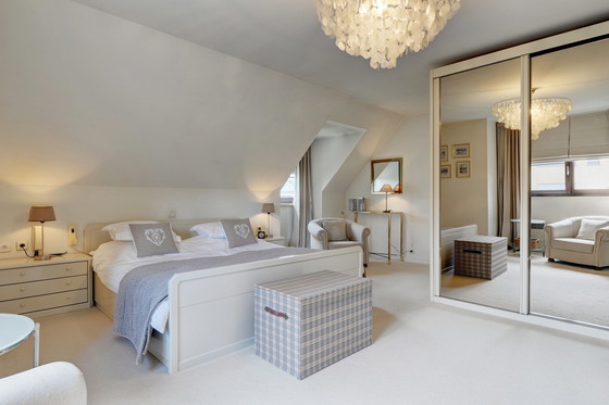 Image 1 of Tavolo da boudoir vintage con specchio