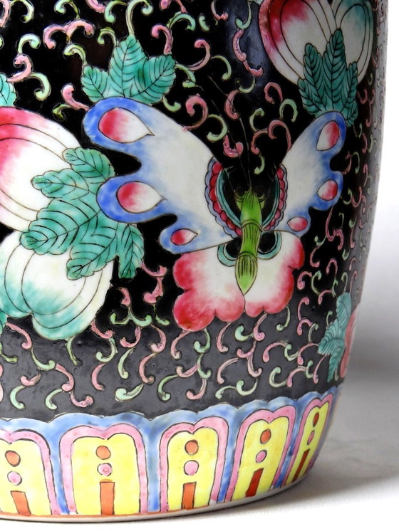 Image 1 of Large Antique Pot, Ginger Pot, Black Enameled Chinese Porcelain