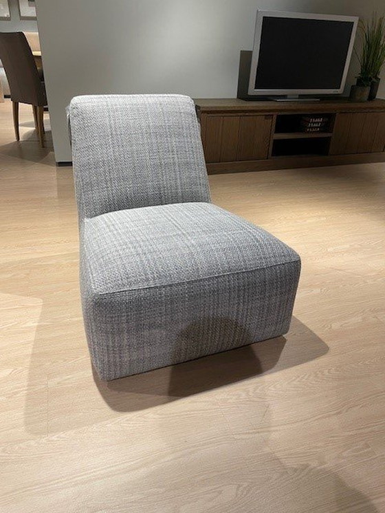 Image 1 of Armchair Robin Koozo Showroom Model