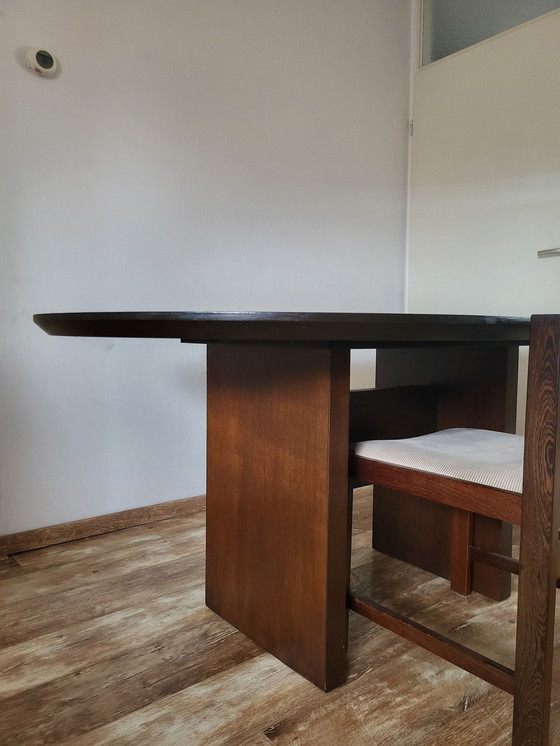 Image 1 of Dining room table dark oak oval