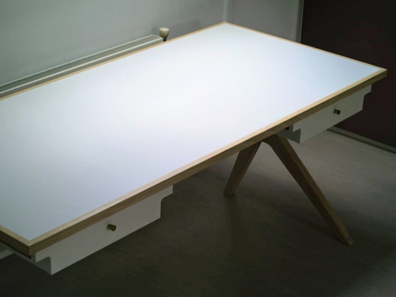 Image 1 of Marken desk