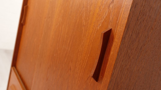 Image 1 of Mobiletto vintage | mobiletto da parete | danese | teak | ante scorrevoli