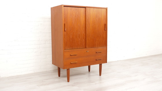 Image 1 of Mobiletto vintage | mobiletto da parete | danese | teak | ante scorrevoli