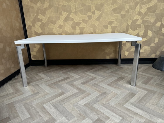 Image 1 of Leolux Dining Table