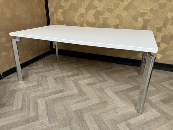 Image 1 of Leolux Dining Table