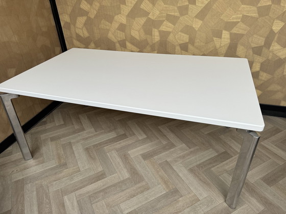 Image 1 of Leolux Dining Table