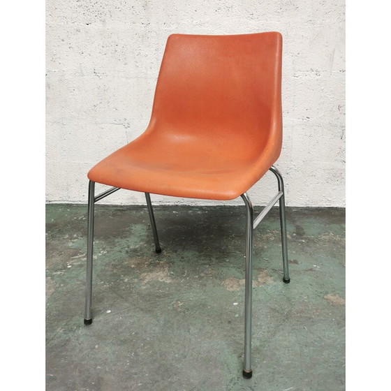 Image 1 of Vintage chair in Robin Day Polyprop shell 